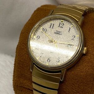 Timex Indiglo 36mm Gold Tone Calendar Quartz Analog  Watch